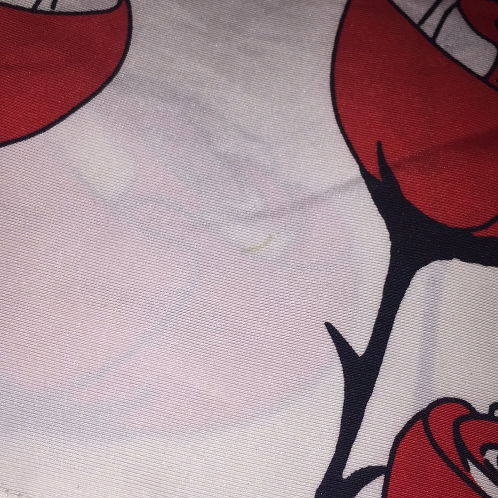 Miu Miu Red and White Floral Skirt - Picture 7 of 8